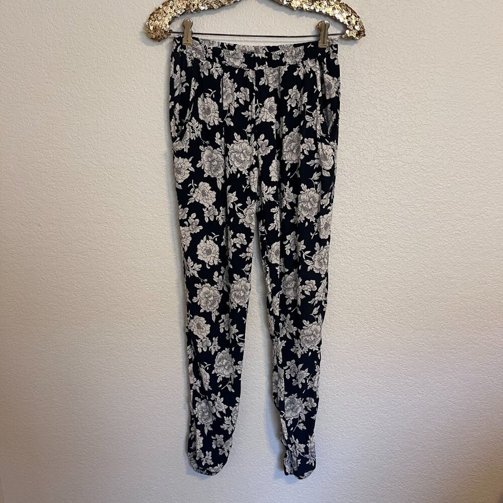 Brandy Melville Black and White Floral Joggers Women